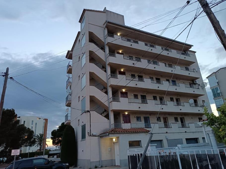 Estudio Con Vistas, Росес Екстериор снимка
